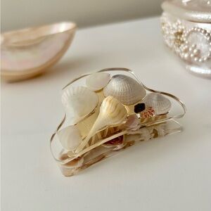 Mermaidcore Handmade Resin and Sea Shells Gold Hair Claw Clip